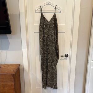 Love stitch leopard print , olive green Spaghetti Strap Maxi Dress